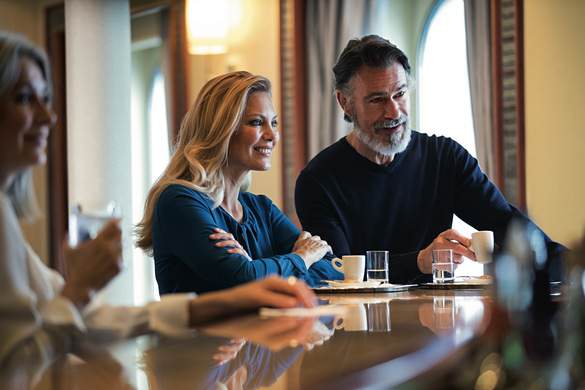 Hapag Lloyd Cruises EUROPA Piano Bar.jpg